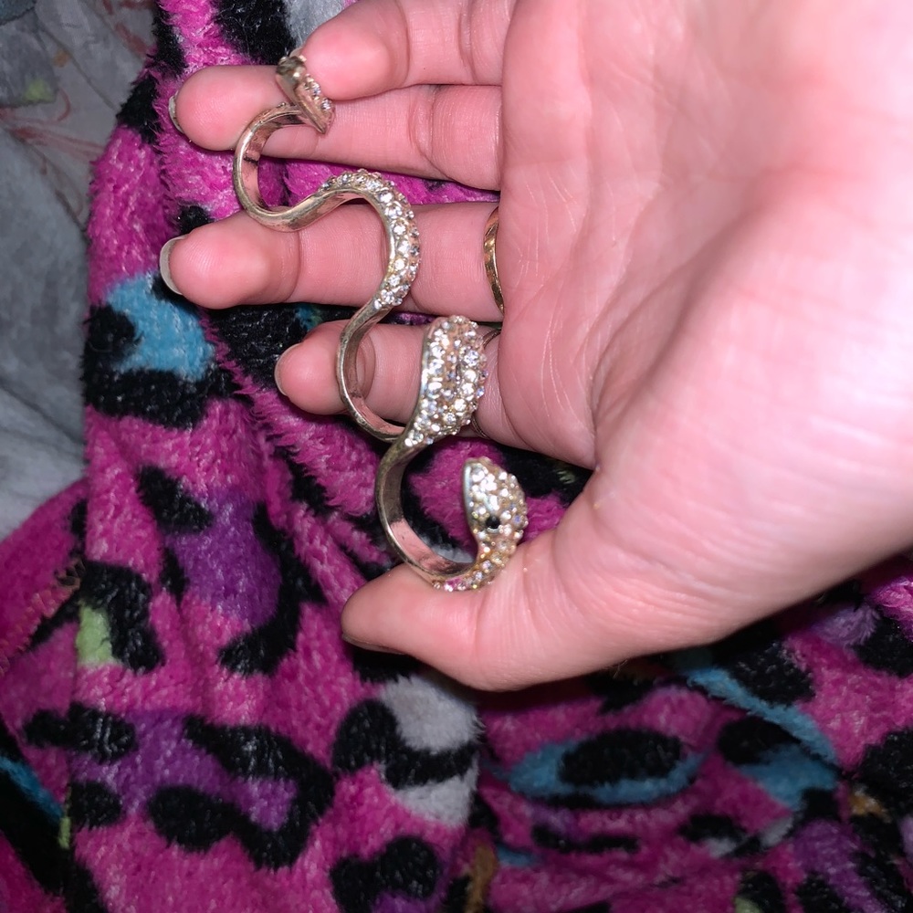 Cute snake ring - Picture 2 of 2
